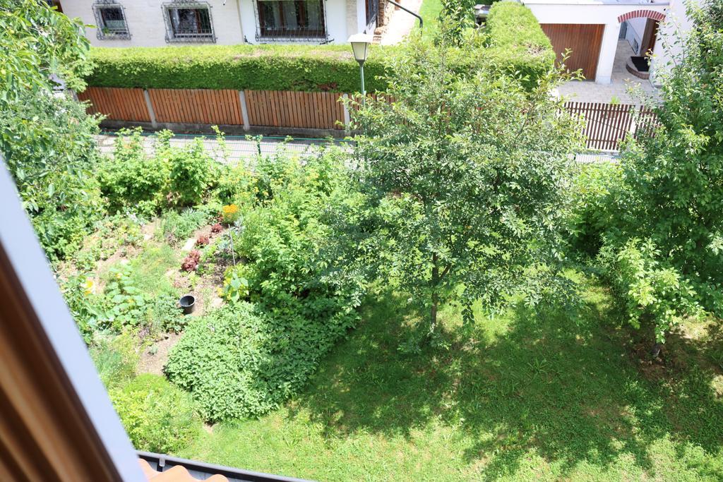 Apartment Dachgalerie 110 M2 Múnich Exterior foto