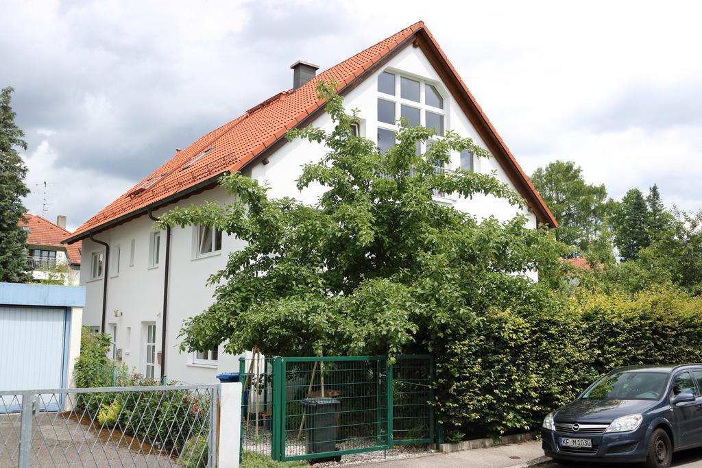 Apartment Dachgalerie 110 M2 Múnich Exterior foto